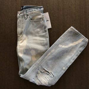 BRAND NEW Urban Outfitter straight leg jeans